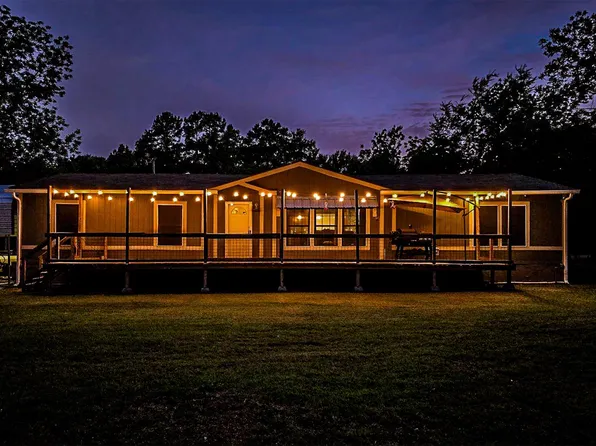 61 Kathryn Dr, Huntsville, TX 77320