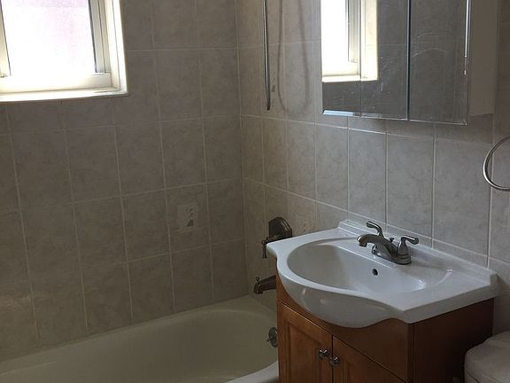 4th image of 6259 108th St APT 5A