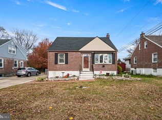 912 Edgewood Ave, Folsom, PA 19033