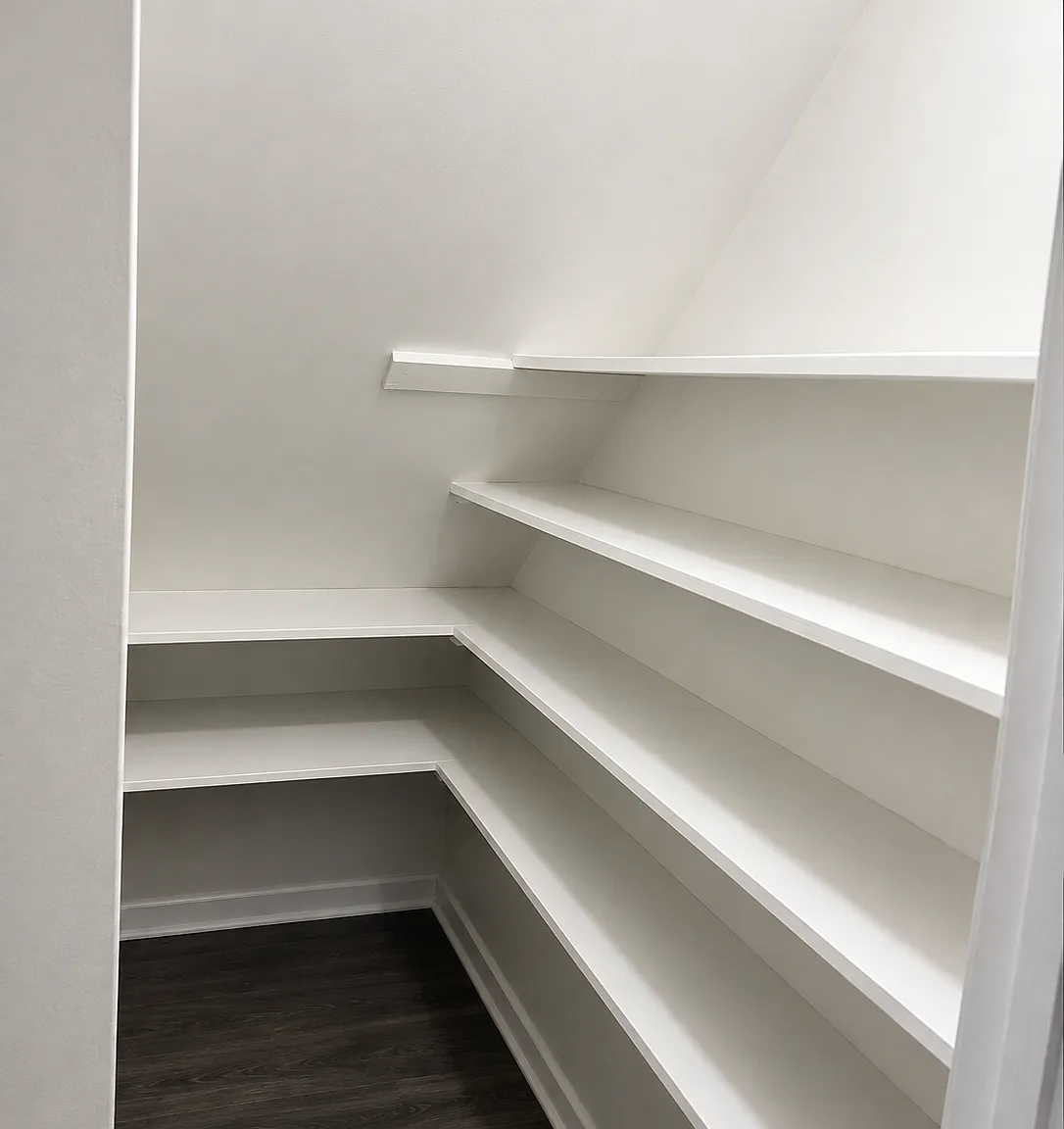 2 bed, $1,400 — Photo 2
