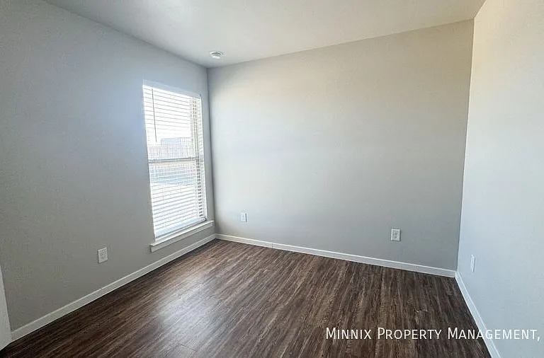 2101 N Jayton Ave #A — Photo 21