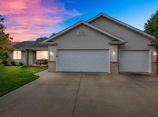 811 W Ann St, Kaukauna, WI 54130