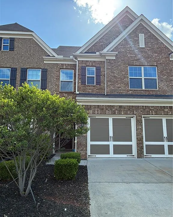 1335A Hampton Oaks Dr