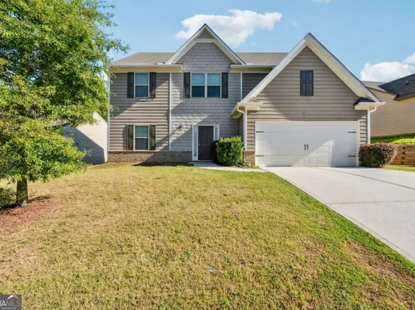 7431 Saint David St, Fairburn, GA 30213