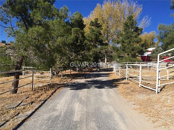 2nd image of 9570 Mule Deer Dr