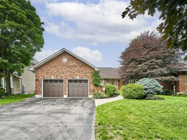 137 Samac Trl, Oshawa, ON L1G 7V9