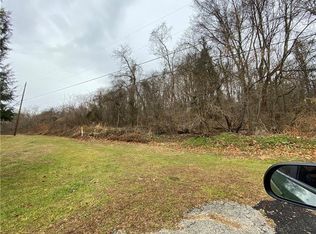 75 Vesta St, Denbo, PA 15429
