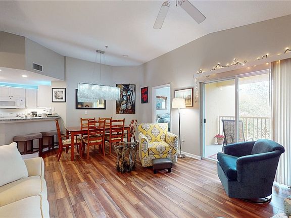 4th image of 5050 Fairways Cir APT E302