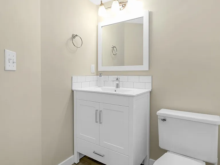 805 Fowler Ct #BASEMENT — Photo 16