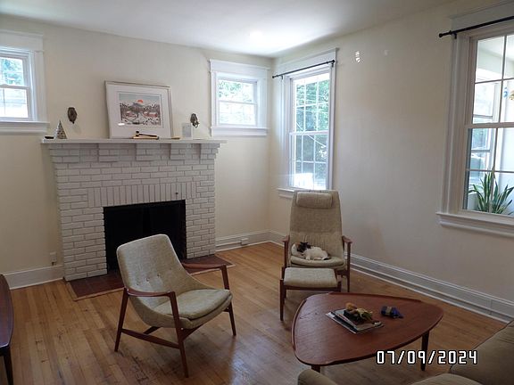 All Season Room with tons of lifgh