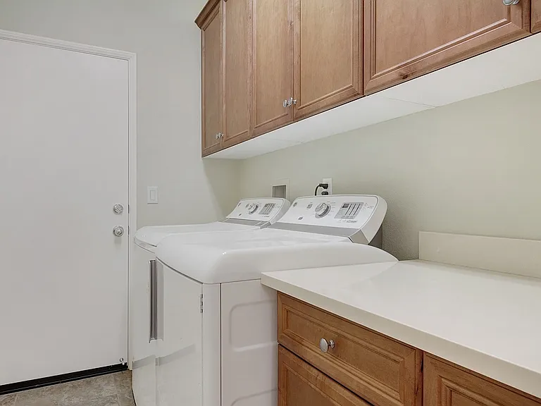 607 Calle Vibrante — Photo 24