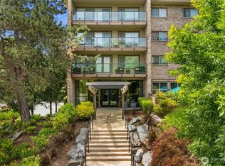 Continental Condominiums, Bellevue, WA 98004