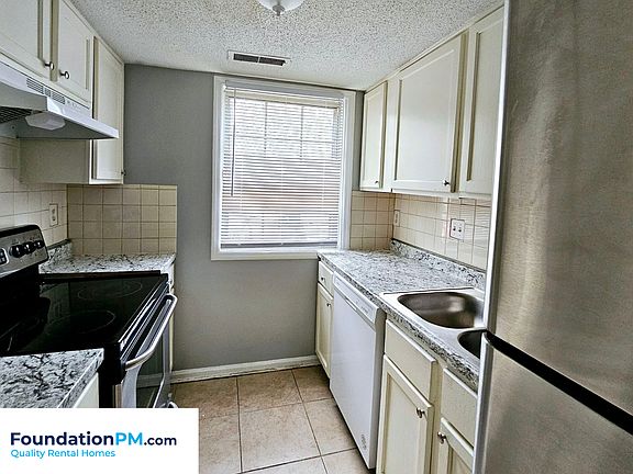 4th image of 5260 Flowering Peach Dr