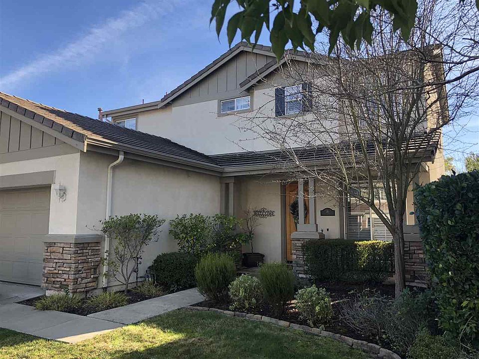 1st image of 36 Lily Ct
