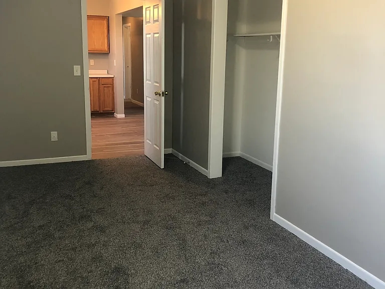 3320 N Lincoln Ave #7 — Photo 6