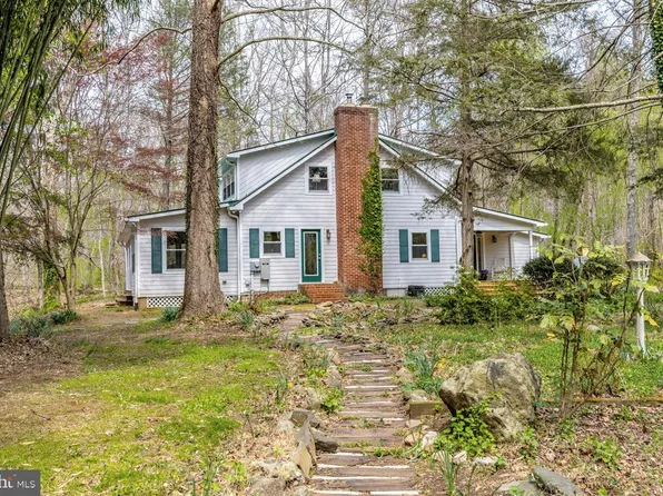 3564 Weakley Hollow Rd, Syria, VA 22743