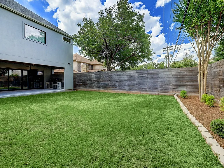 1322 Caywood Ln — Photo 31