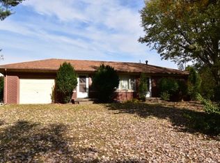 6922 Oak Grove Rd, Newburgh, IN 47630