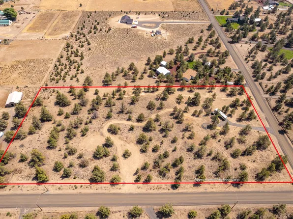 SW Sparrow Dr #19, Terrebonne, OR 97760