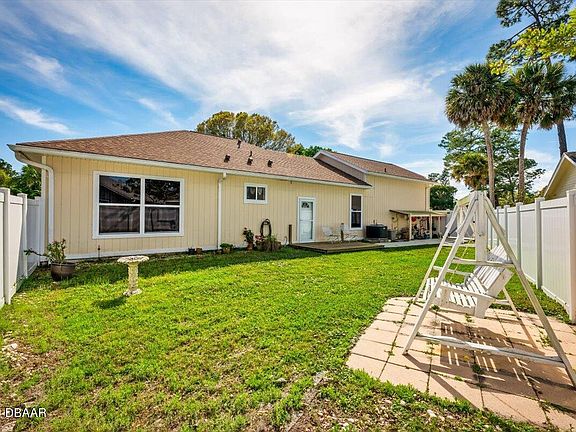 4th image of 1008 Belleflower Dr