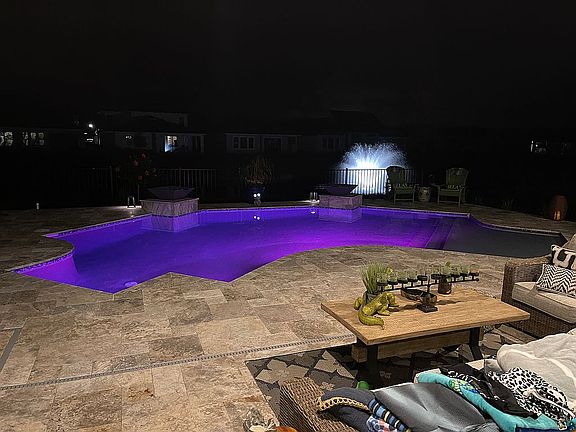 3rd image of 6241 W Fallsgrove Ln