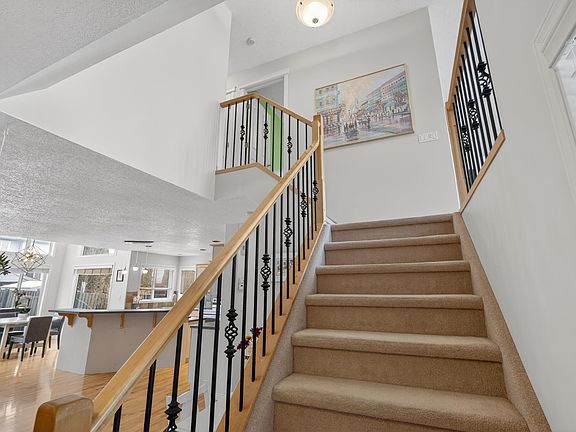 4th image of 1119 Rutherford Close SW