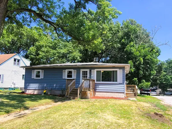 2695 Union St, Lake Station, IN 46405