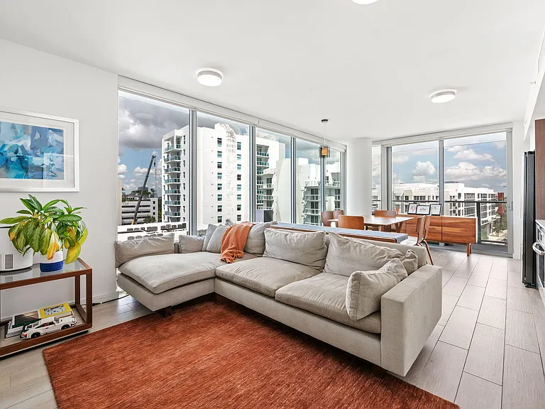 1600 SW 1st Ave #702 — Photo 4