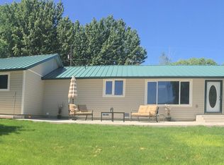 1112 Collins Rd, Selah, WA 98942