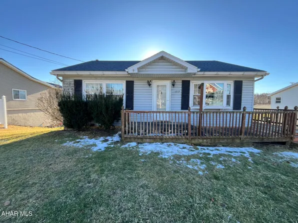 1205 S Jaggard St, Altoona, PA 16602