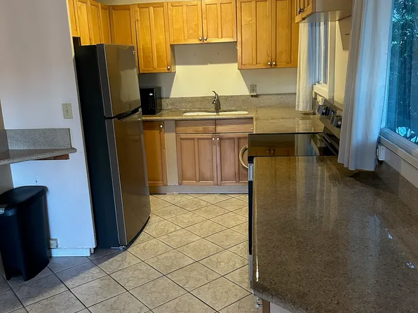 675 Kihapai St, Kailua, HI 96734