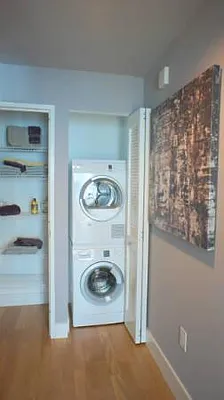 Sold by Manhattan Connection | media 3