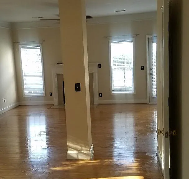 201 Hampton Forest Dr — Photo 12