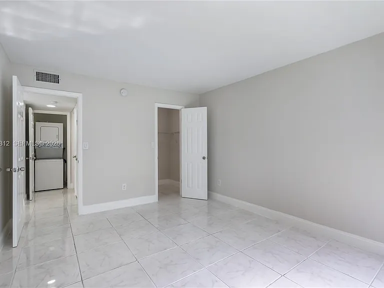 9180 Fontainebleau Blvd #103 — Photo 9