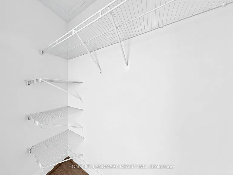 112 George St S #S508 — Photo 32