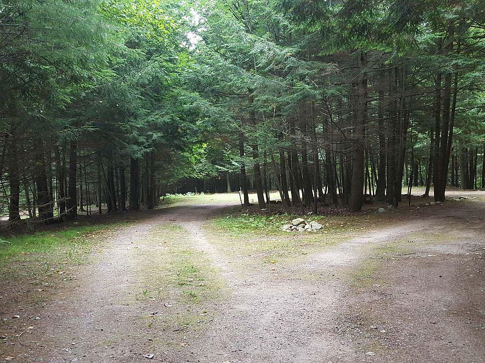 2nd image of N9888 Cliff Rd