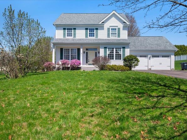 311 Brennan Woods Drive, Williston, VT 05495