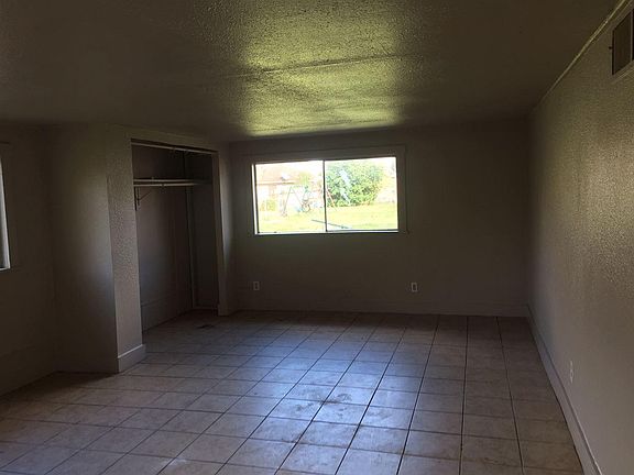 5th image of 1008 Clairmont Dr