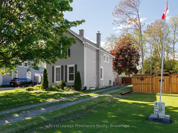7 Simmons St, Cramahe, ON K0K 1S0