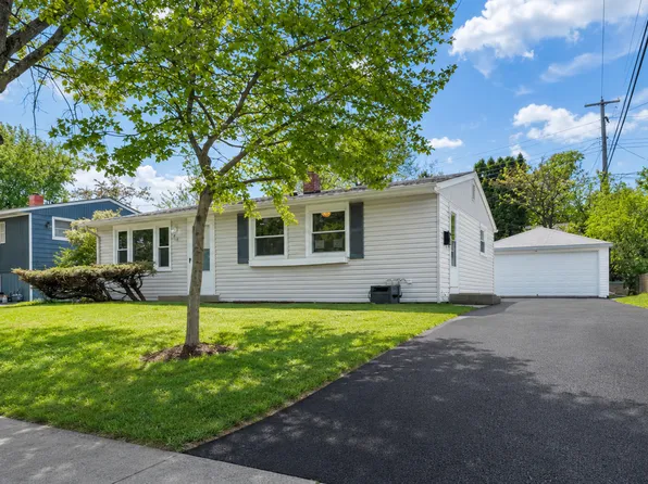 502 Tyler Dr, Carpentersville, IL 60110