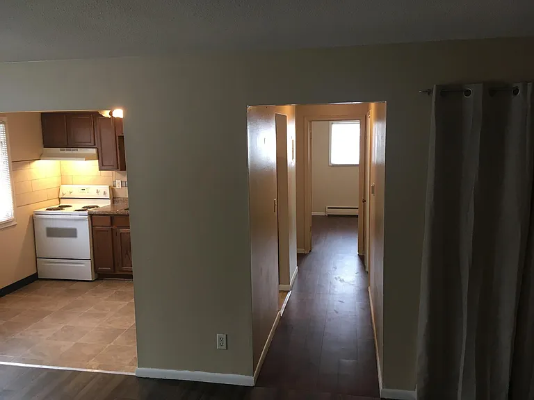 1338 7th St E #10 — Photo 3