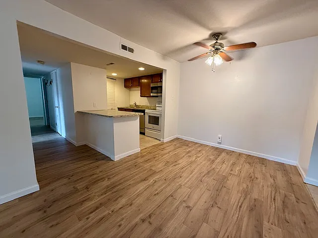 7 Fairways Cir #C — Photo 9