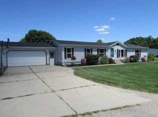 1325 E Coachlight Dr, La porte, IN 46350