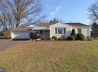 7 Opperman Dr, Spring City, PA 19475