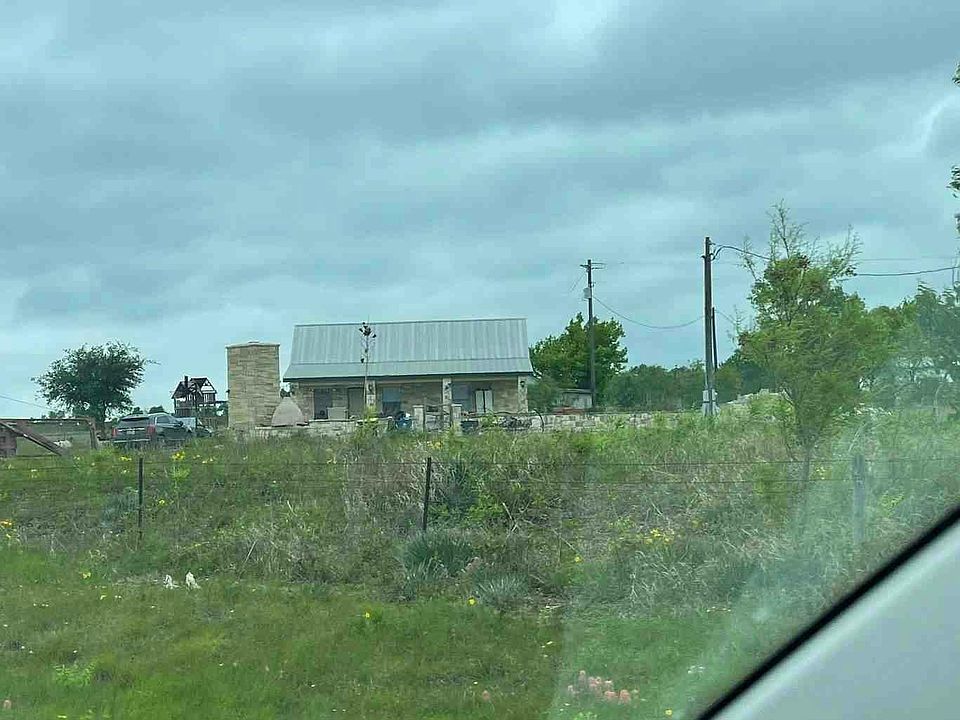 1st image of 221 Ranch Road 2323