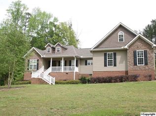 51 Vaughn Dr, Gadsden, AL 35904