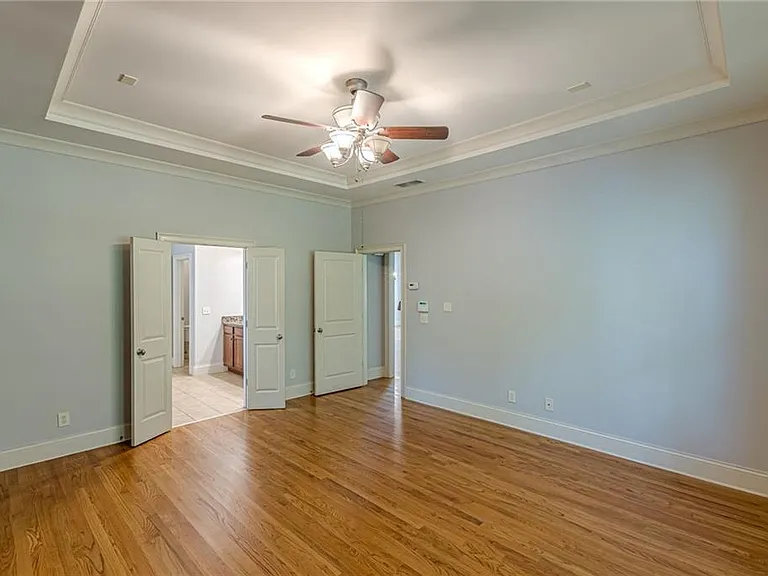 1645 Woodward Way — Photo 22