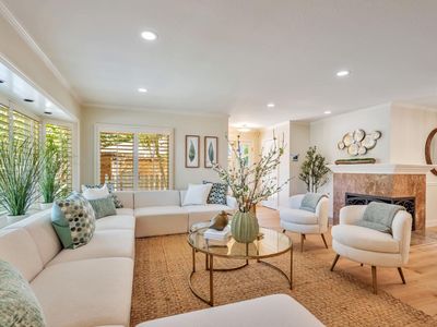 534 Hilbar Ln, Palo Alto, CA, 94303