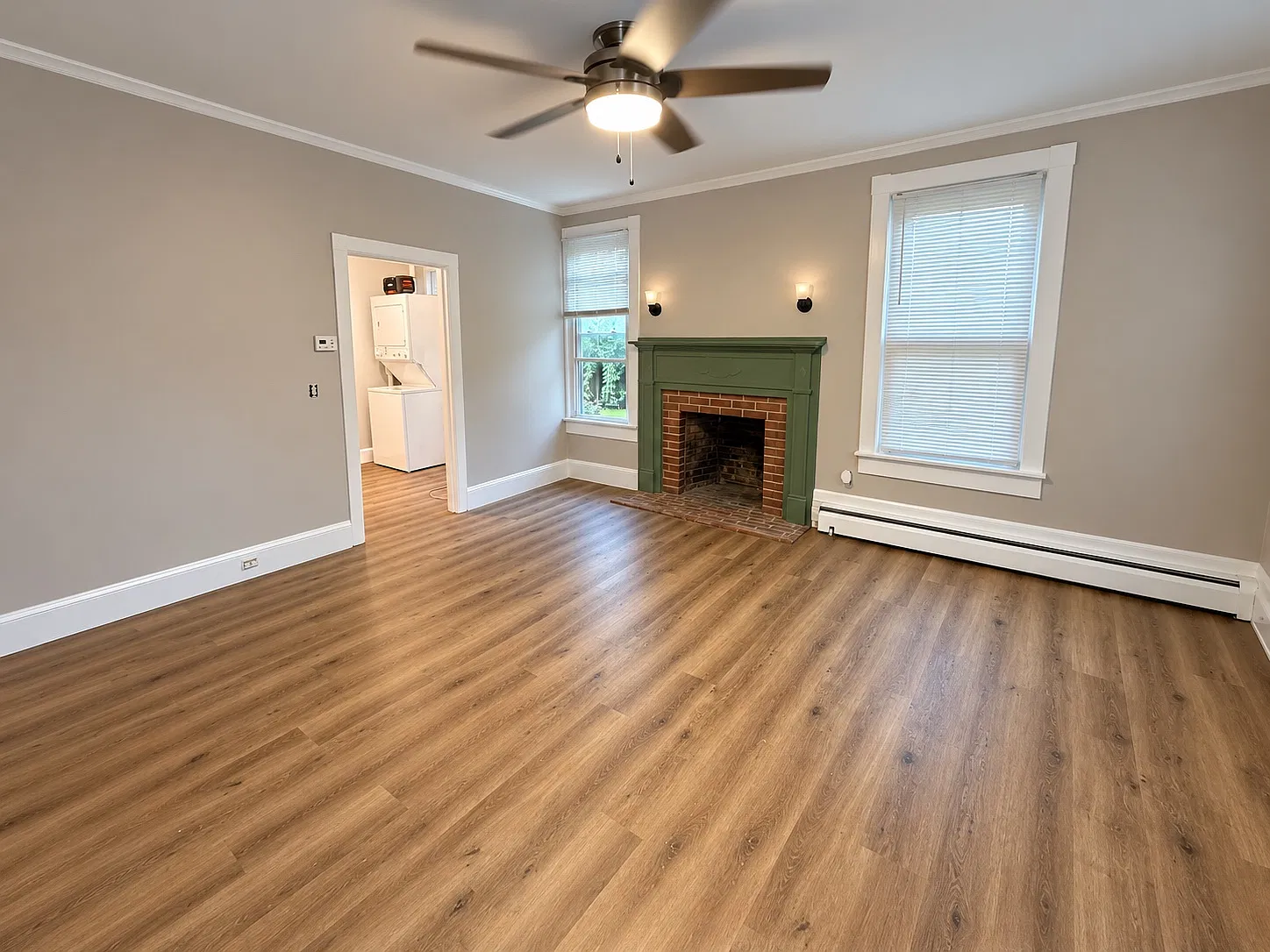 2 bed, 850 sqft, $1,695 — Photo 3