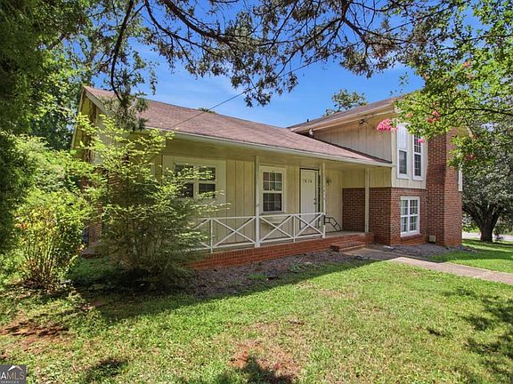 2nd image of 1614 Devon Ct